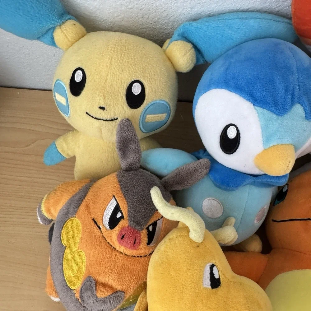 Pokemon Plush Toy Mixed Huge Lot of 15 Tomy Magicarp Scorbunny Dragonite Minun